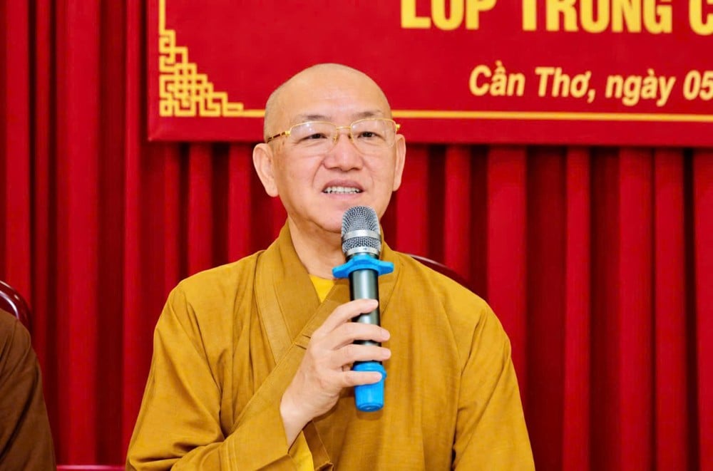 53 Tăng Ni sinh Cần Thơ bước vào năm học cuối