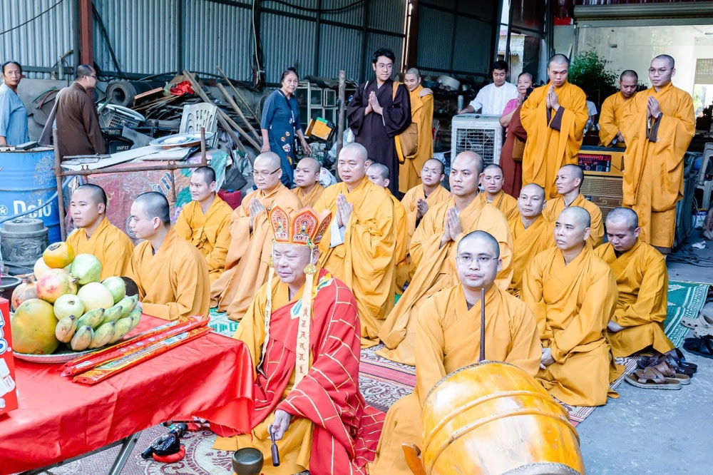 Đúc tượng Trưởng lão HT.Thích Thanh Tứ, HT.Thích Thanh Cầm