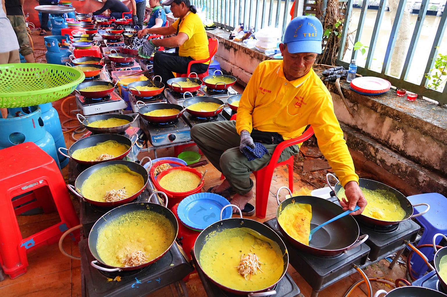 Hàng nghìn bánh chay đãi khách lễ giỗ Nguyễn Trung Trực