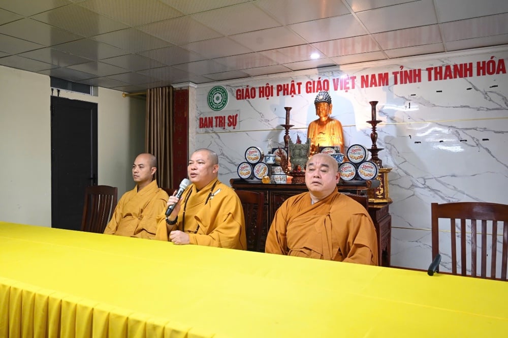Tăng Ni được nhắc ứng xử chuẩn mực