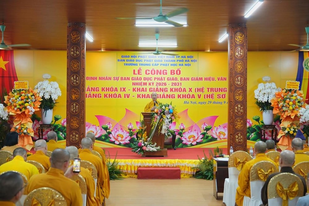 Trường Trung cấp Phật học Hà Nội khai khóa mới, kiện toàn nhân sự