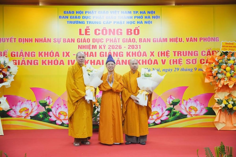 Trường Trung cấp Phật học Hà Nội khai khóa mới, kiện toàn nhân sự